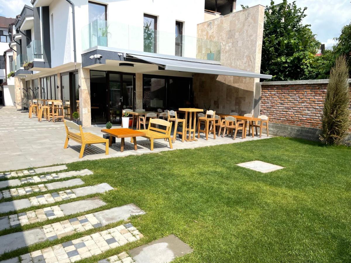 Aleea Teilor Hotel Къмпулунг Екстериор снимка