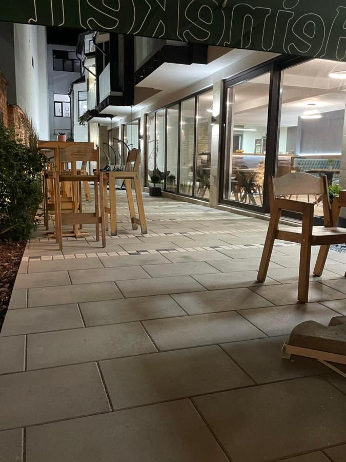 Aleea Teilor Hotel Къмпулунг Екстериор снимка