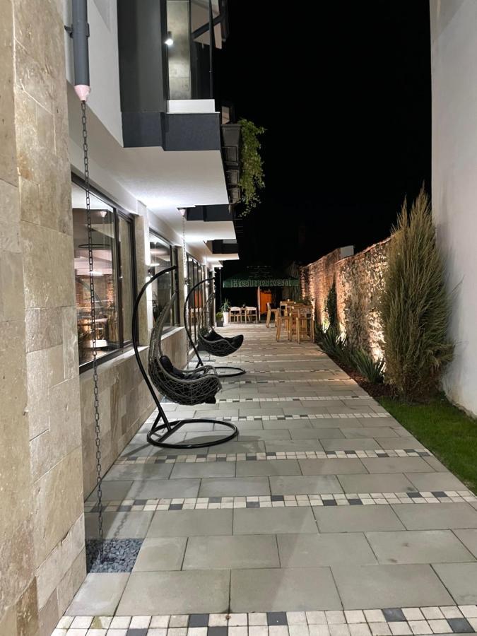 Aleea Teilor Hotel Къмпулунг Екстериор снимка