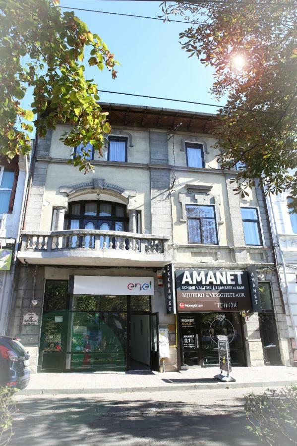 Aleea Teilor Hotel Къмпулунг Екстериор снимка