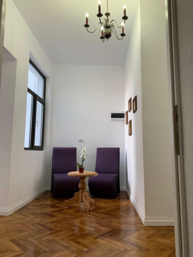 Aleea Teilor Hotel Къмпулунг Екстериор снимка