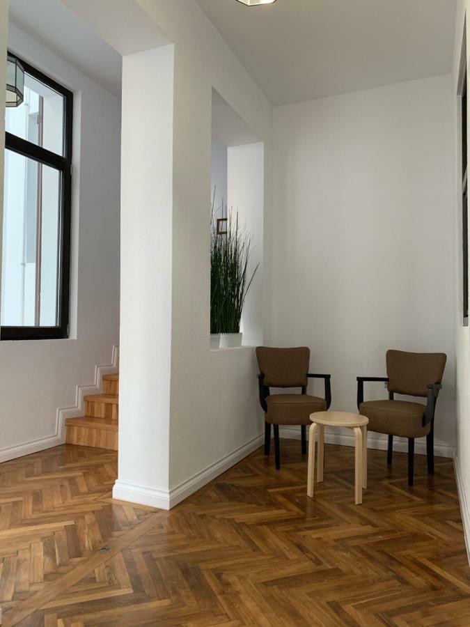 Aleea Teilor Hotel Къмпулунг Екстериор снимка